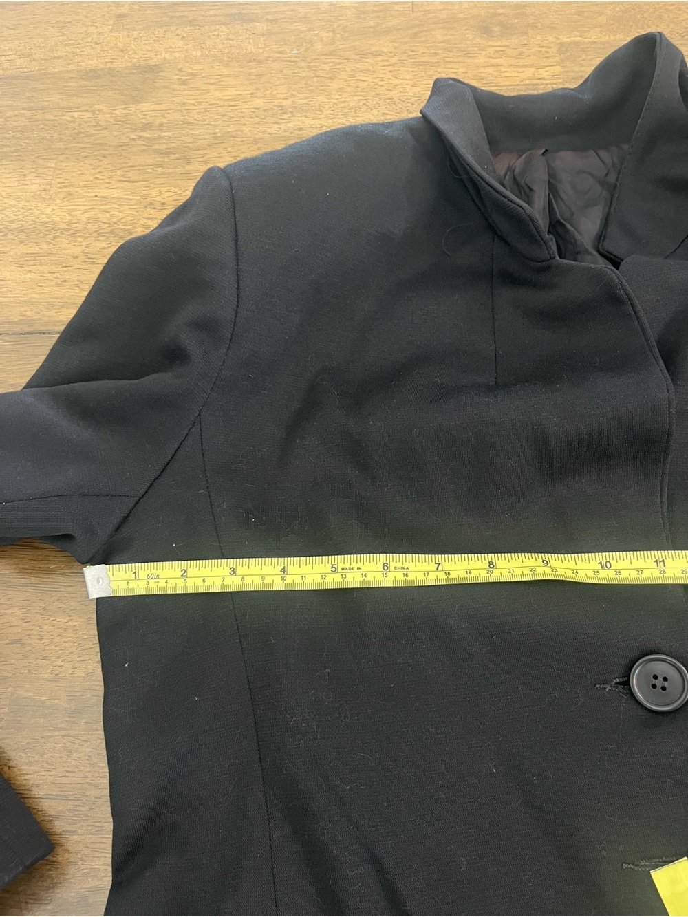 Womens Black Coat Tailored Button Front Wool Blend Long Sleeves Size 12 - Picture 7 of 8